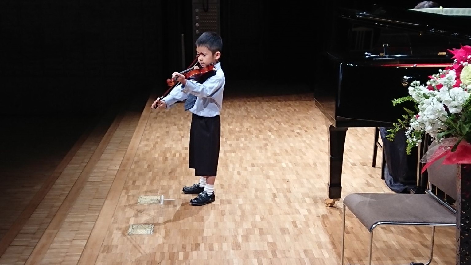 演奏中裏から１